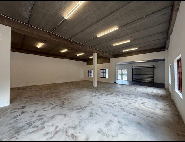345M² WAREHOUSE TO LET IN HALFWAY HOUSE